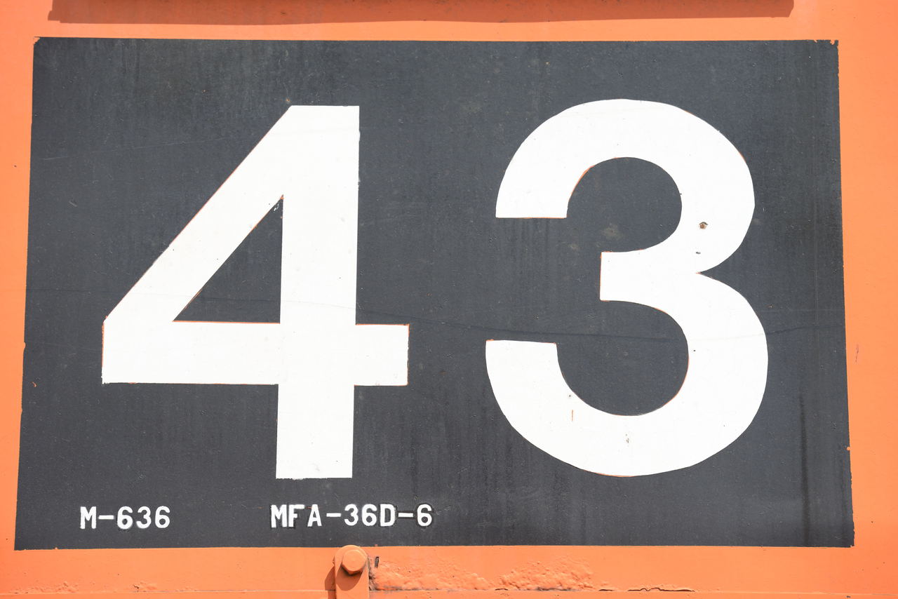 7360x4912 - 2,951,451 bytes