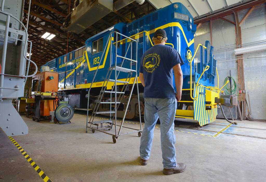 7000x4785 - 6,962,425 bytes