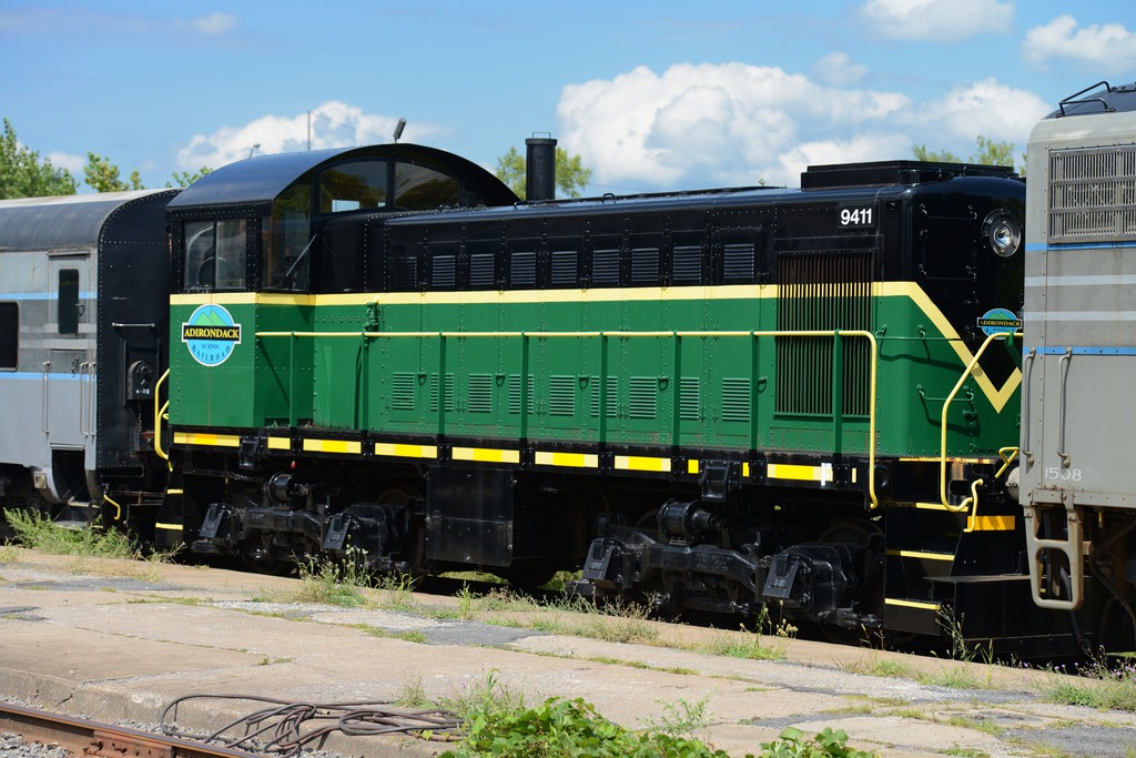 7360x4912 - 6,080,021 bytes