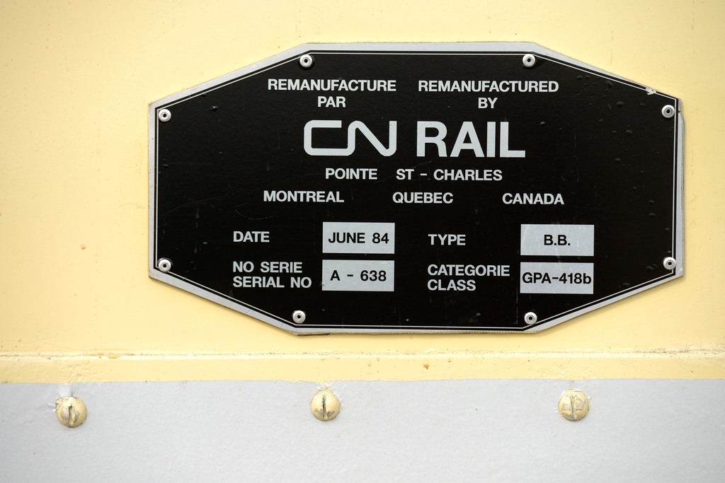 7360x4912 - 4,415,508 bytes