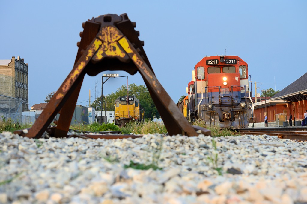 6995x4667 - 4,656,617 bytes